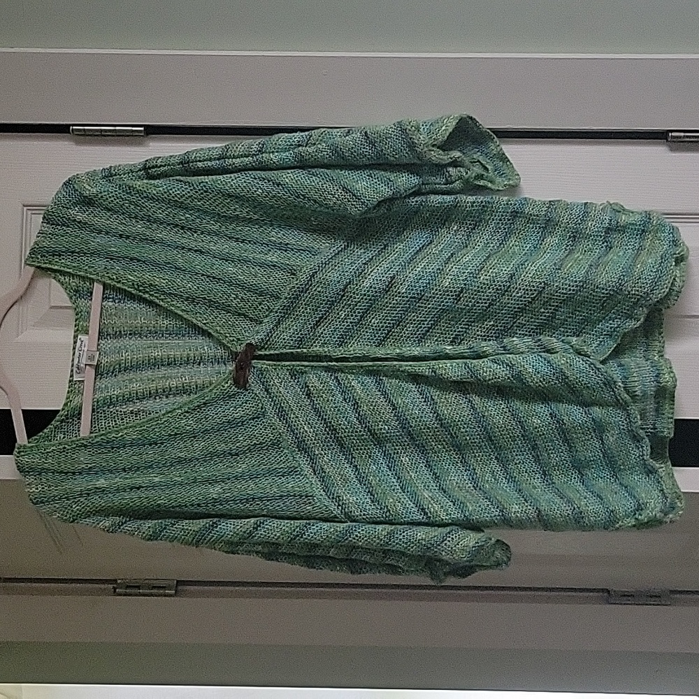 Coldwater Creek womens 2'X 3/4 sleeve sweater.